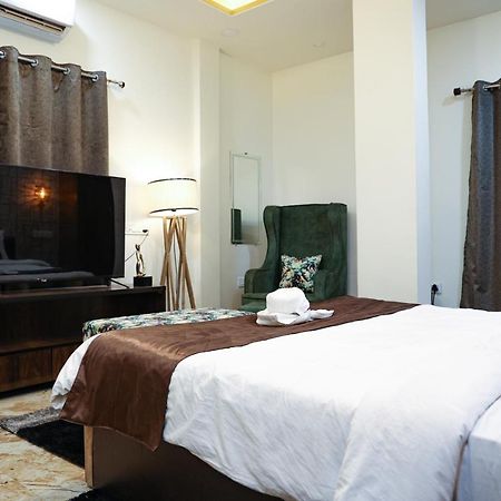 The Browns Hotell Nagpur Exteriör bild