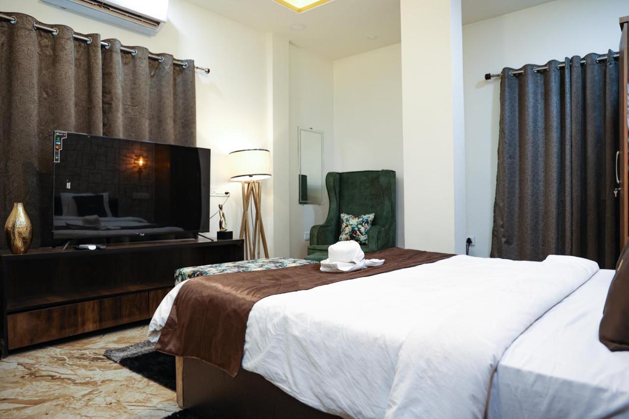 The Browns Hotell Nagpur Exteriör bild